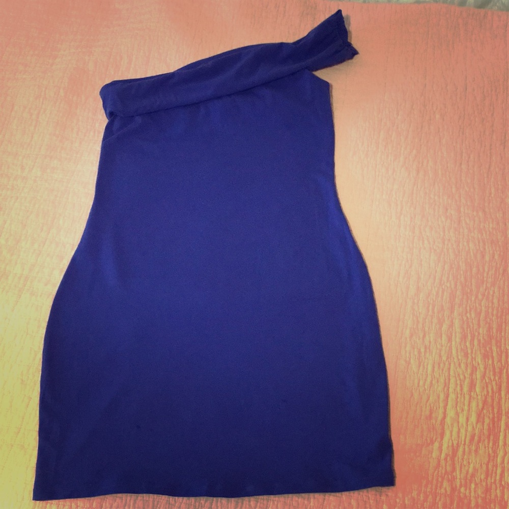 Royal blue body con dress